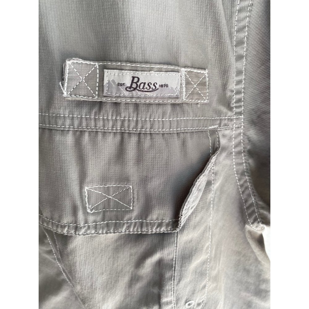 G. H Bass & Co Explorer Gray Men Short Sleeves Shirt Sz XL - Picture 3 of 5